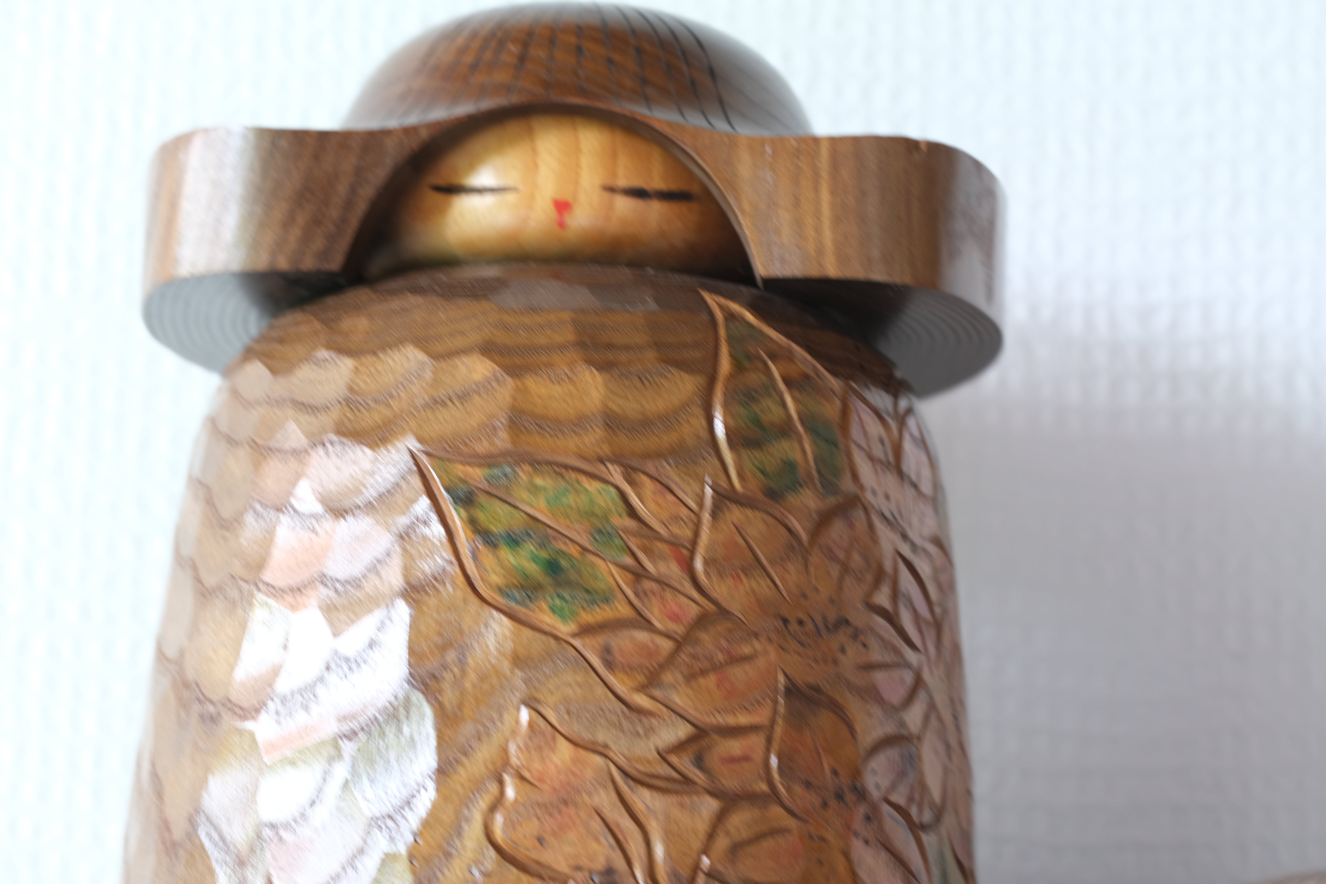 Exclusive Pair of Vintage Creative Kokeshi by Miyajima Muhitsu 宮島 無筆 (1929-) | Titled: 花影 - 'Hanakage' - 'Shade of Blossoms' | 22 cm and 35,5 cm