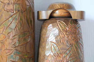 Exclusive Pair of Vintage Creative Kokeshi by Miyajima Muhitsu 宮島 無筆 (1929-) | Titled: 花影 - 'Hanakage' - 'Shade of Blossoms' | 22 cm and 35,5 cm