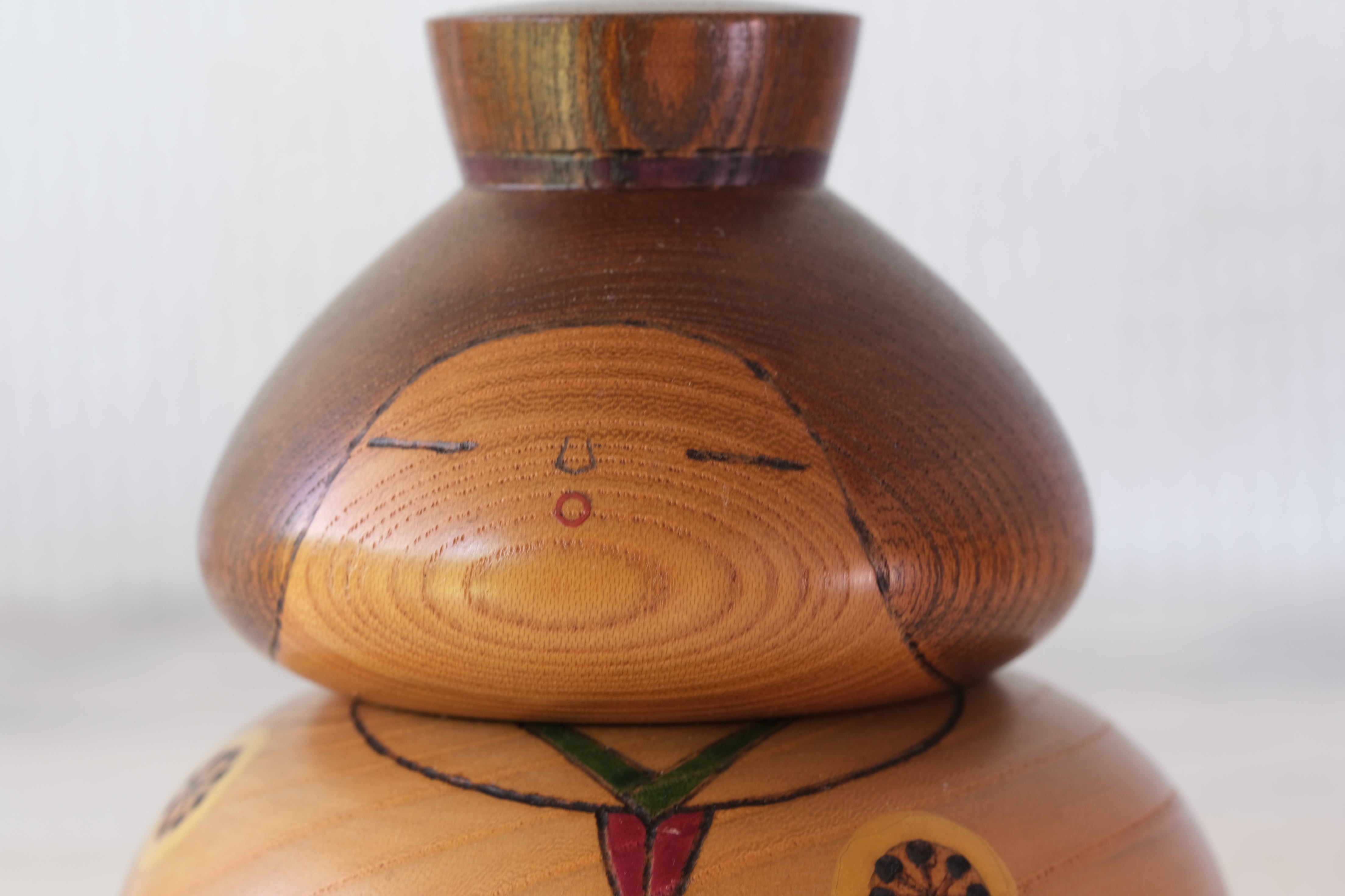 Exclusive Vintage Sosaku Kokeshi by Watanabe Yuji 渡辺雄二 (1951-) | Titled: 春 - Haru - Spring | 11,5 cm