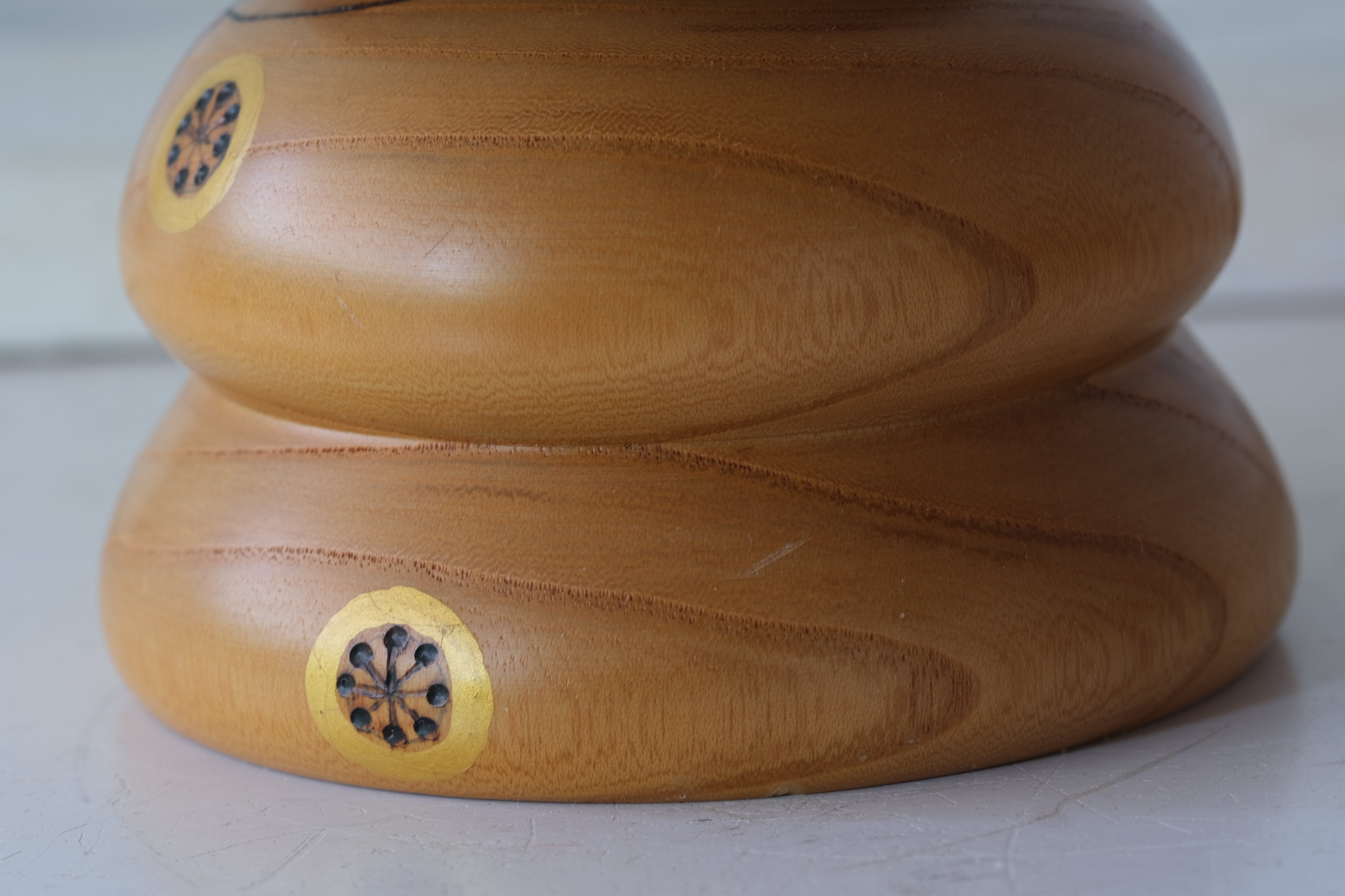 Exclusive Vintage Sosaku Kokeshi by Watanabe Yuji 渡辺雄二 (1951-) | Titled: 春 - Haru - Spring | 11,5 cm