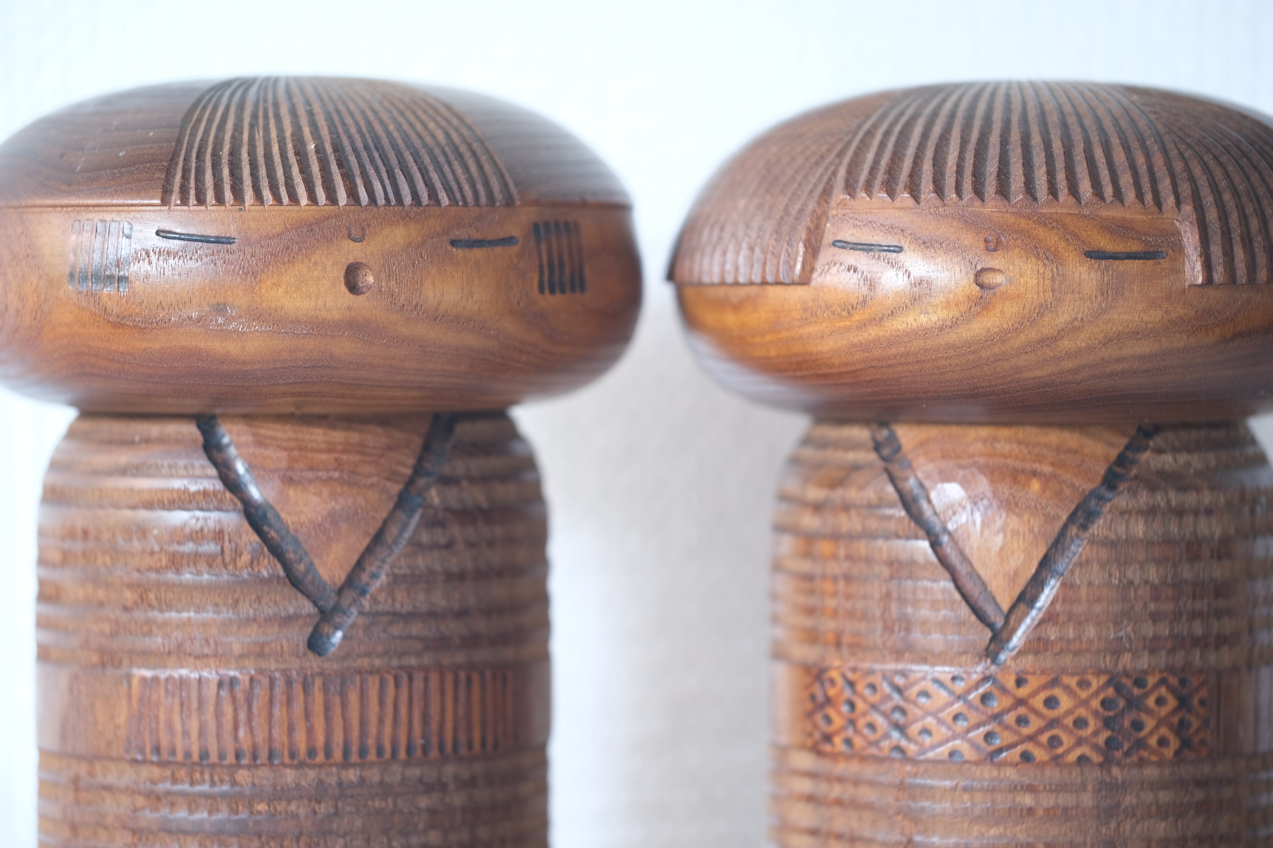 Rare Couple of Vintage Creative Kokeshi By Kenichi Murakami 村上けんー (1929 - ) | 16 cm