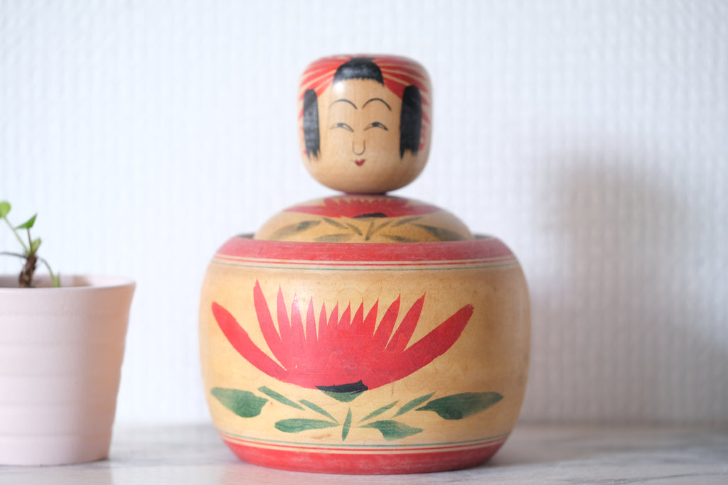 Rare Vintage Ejiko Kokeshi from The Hijiori Strain by Okuyama Kuraji 奥山庫治 | Container | 13 cm