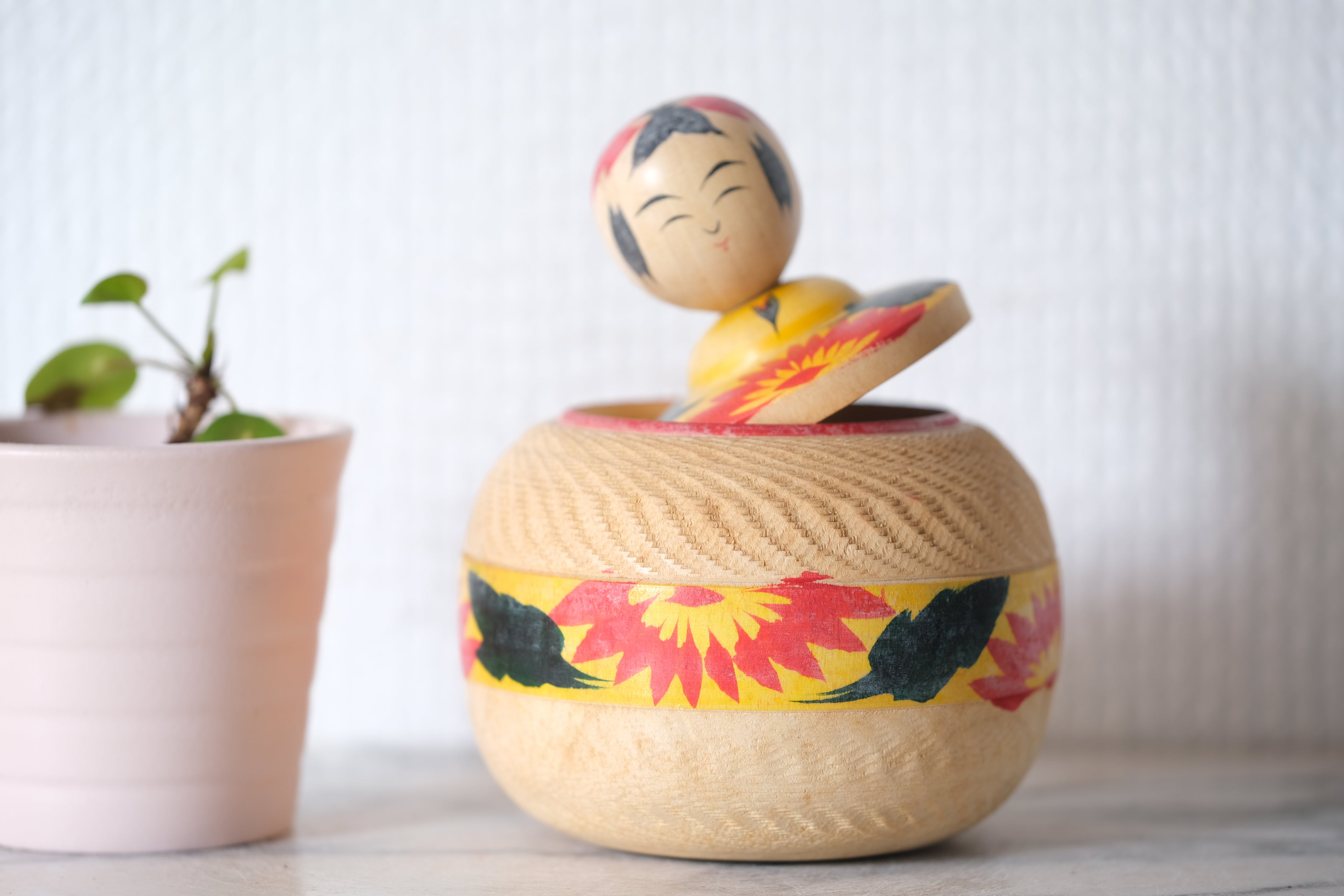 Rare Vintage Ejiko Kokeshi From The Narugo Strain | Container | 10,5 cm