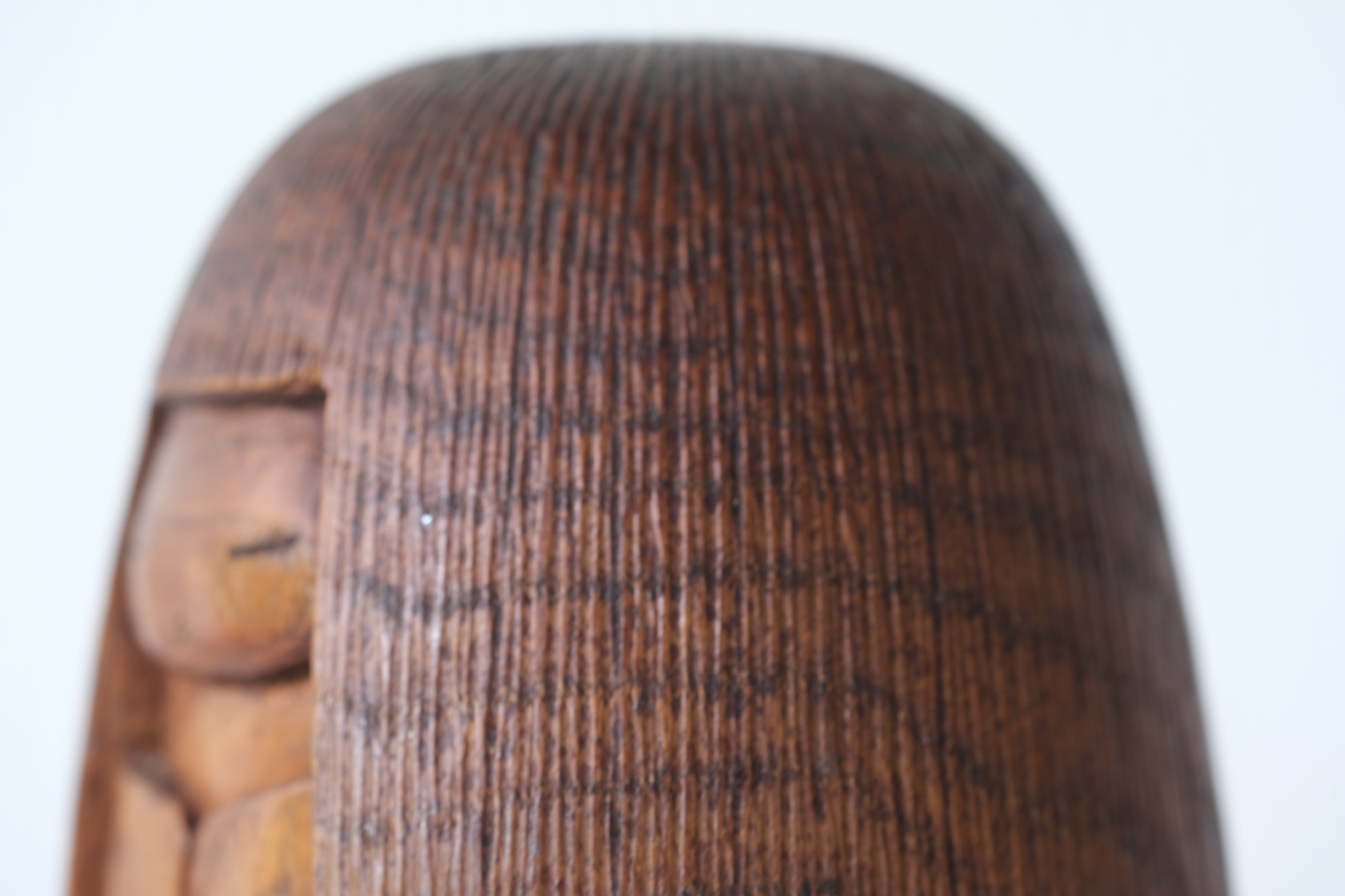 Exclusive Vintage Sosaku Kokeshi by Hideo Ishihara (1925-1999) | Titked: ひうとし - Hiutoshi - Elderly | 16 cm