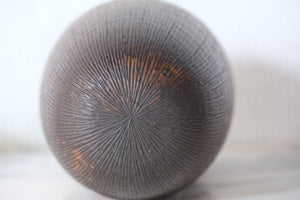 Exclusive Vintage Sosaku Kokeshi by Hideo Ishihara (1925-1999) | Titked: ひうとし - Hiutoshi - Elderly | 16 cm