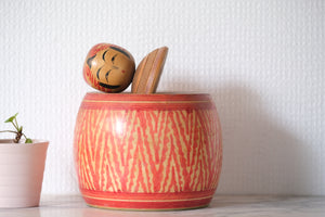 Vintage Ejiko Kokeshi from the Tougatta Strain | Container | 16,5 cm