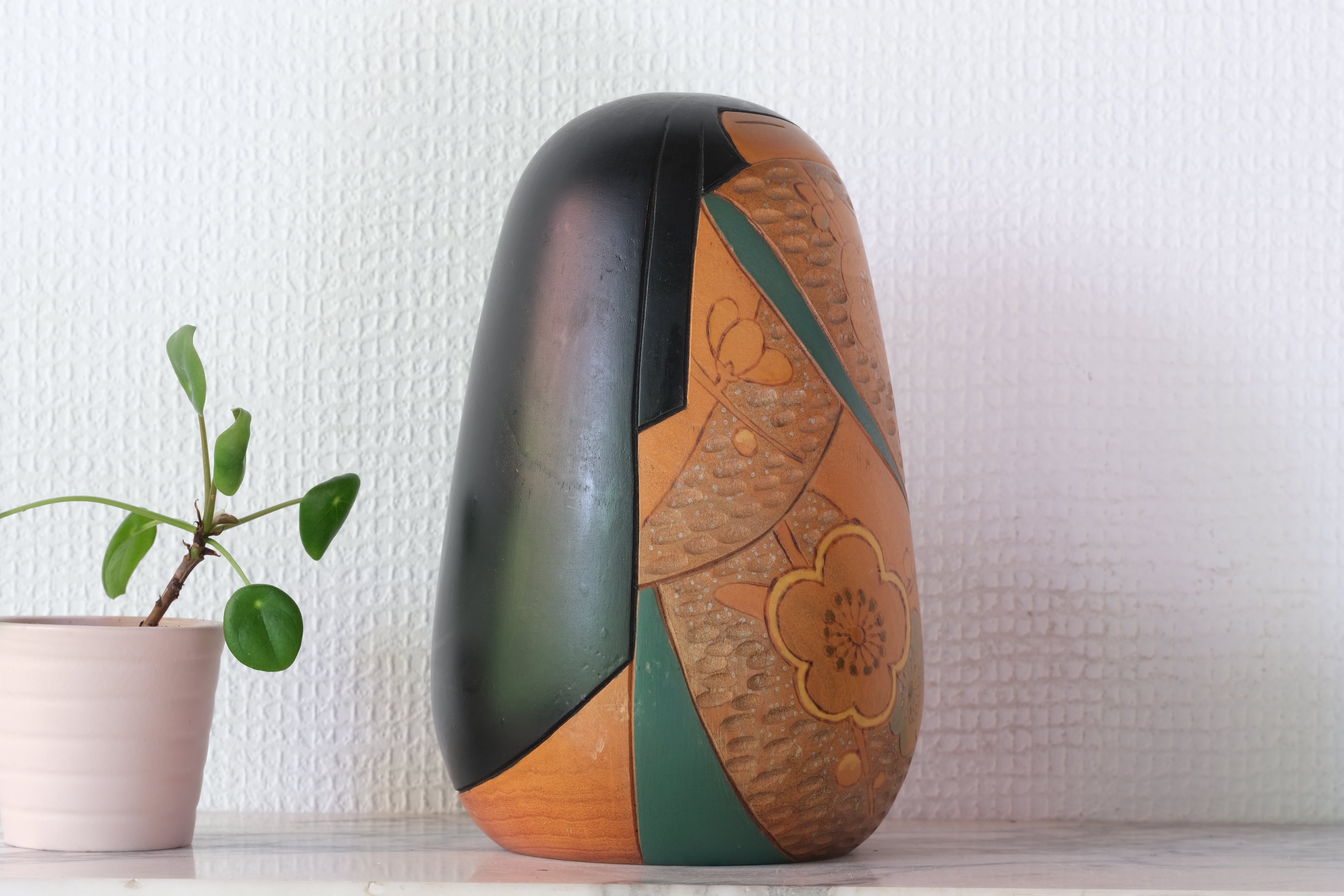 Exclusive Vintage Sosaku Kokeshi by Ishimura 石村 | 19,5 cm