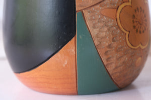 Exclusive Vintage Sosaku Kokeshi by Ishimura 石村 | 19,5 cm