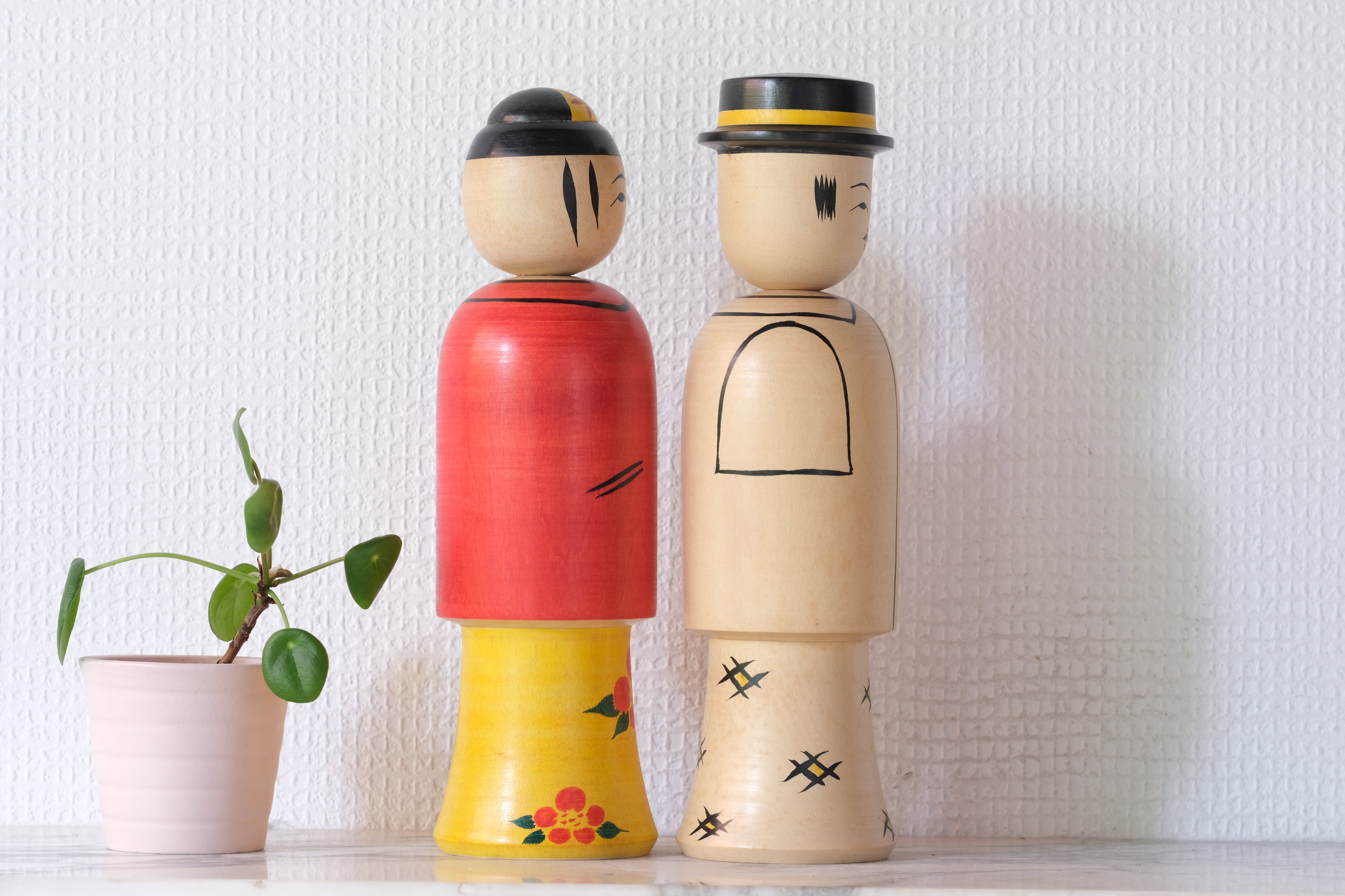 Rare Pair of Vintage Nanbu Kokeshi by Sasaki Kakuhei 佐々木覚平 (1933 - 2007) | 24 cm and 25 cm