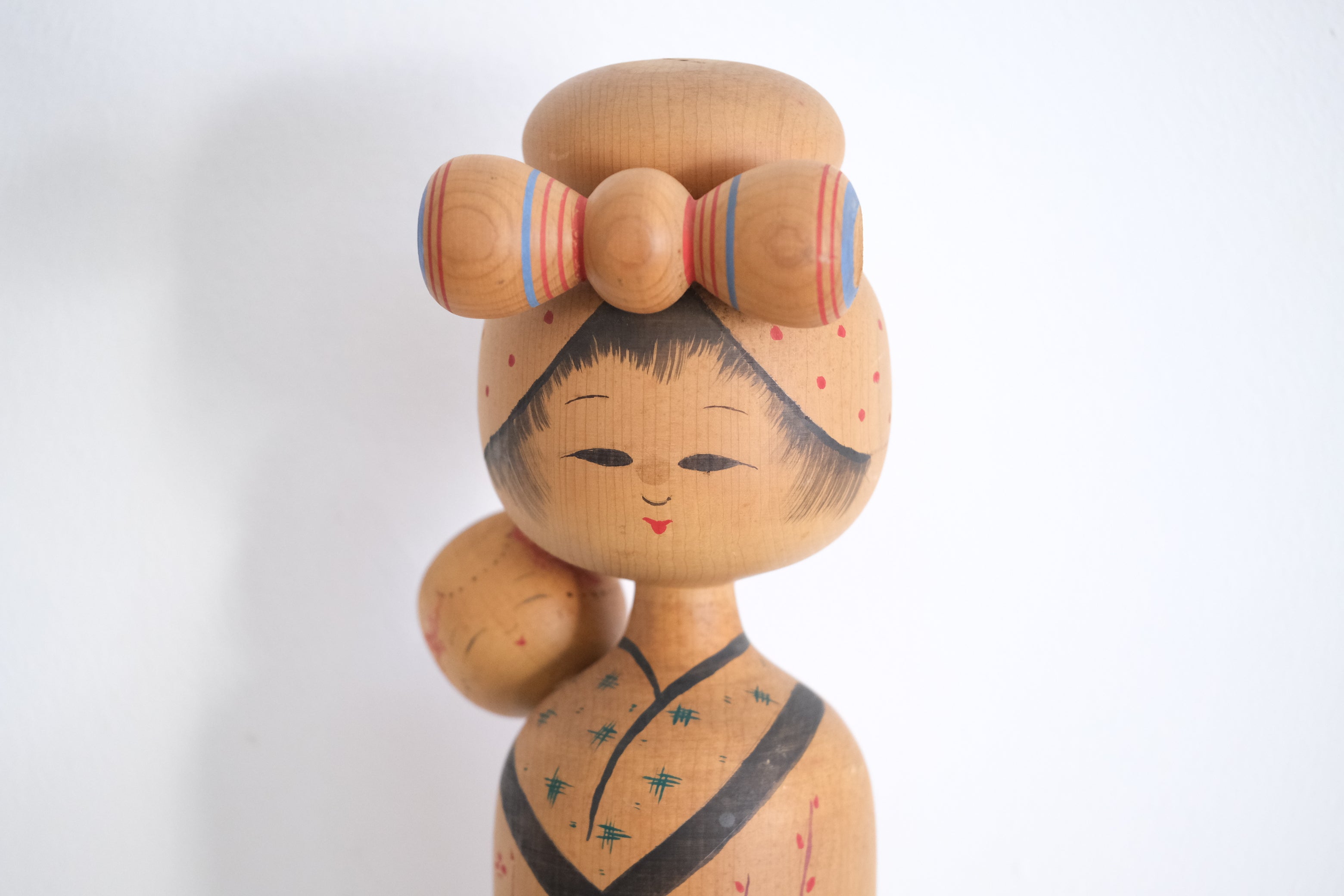 Exclusive Large Vintage Creative Kokeshi by Okami | Oshin - Baby sitter | 38 cm