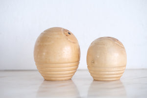 Two Vintage Creative Kokeshi By Kenichi Murakami (1929-) | Mother and Child | 5,5 cm and 4,5 cm