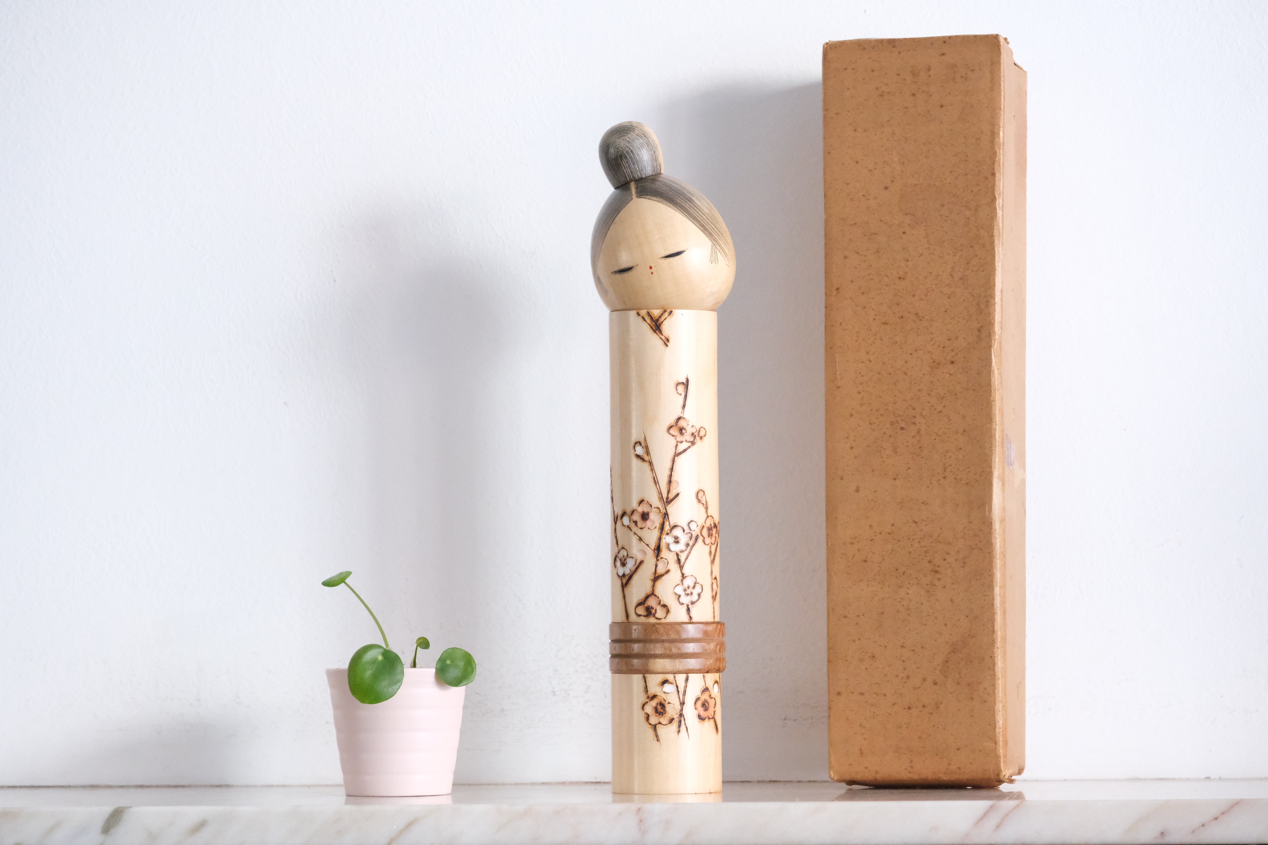 Elegant Vintage Creative Kokeshi | With Box | 31,5 cm