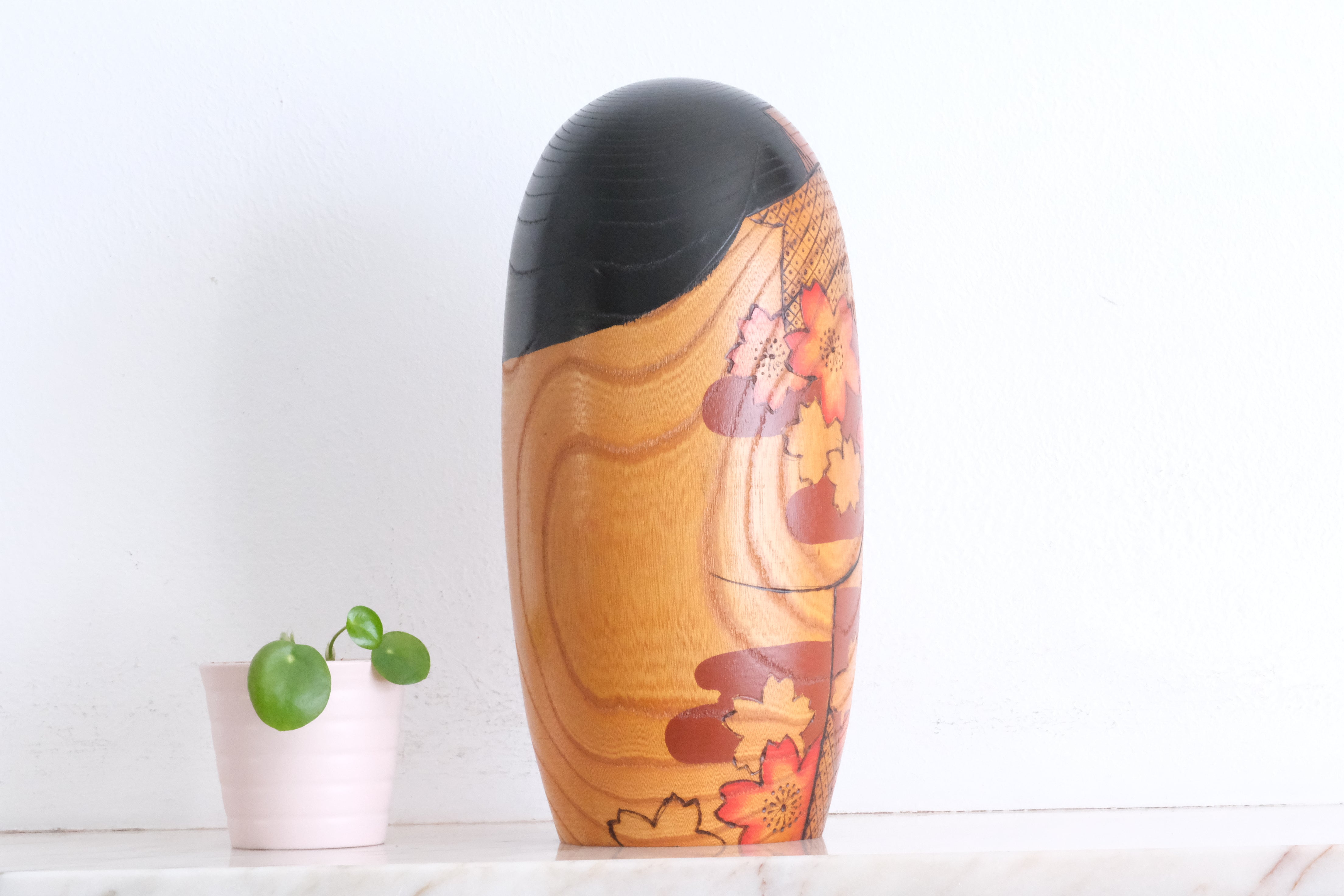 Exclusive Vintage Sosaku Kokeshi by Miyashita Hajime (1940-Retired) | 23,5 cm