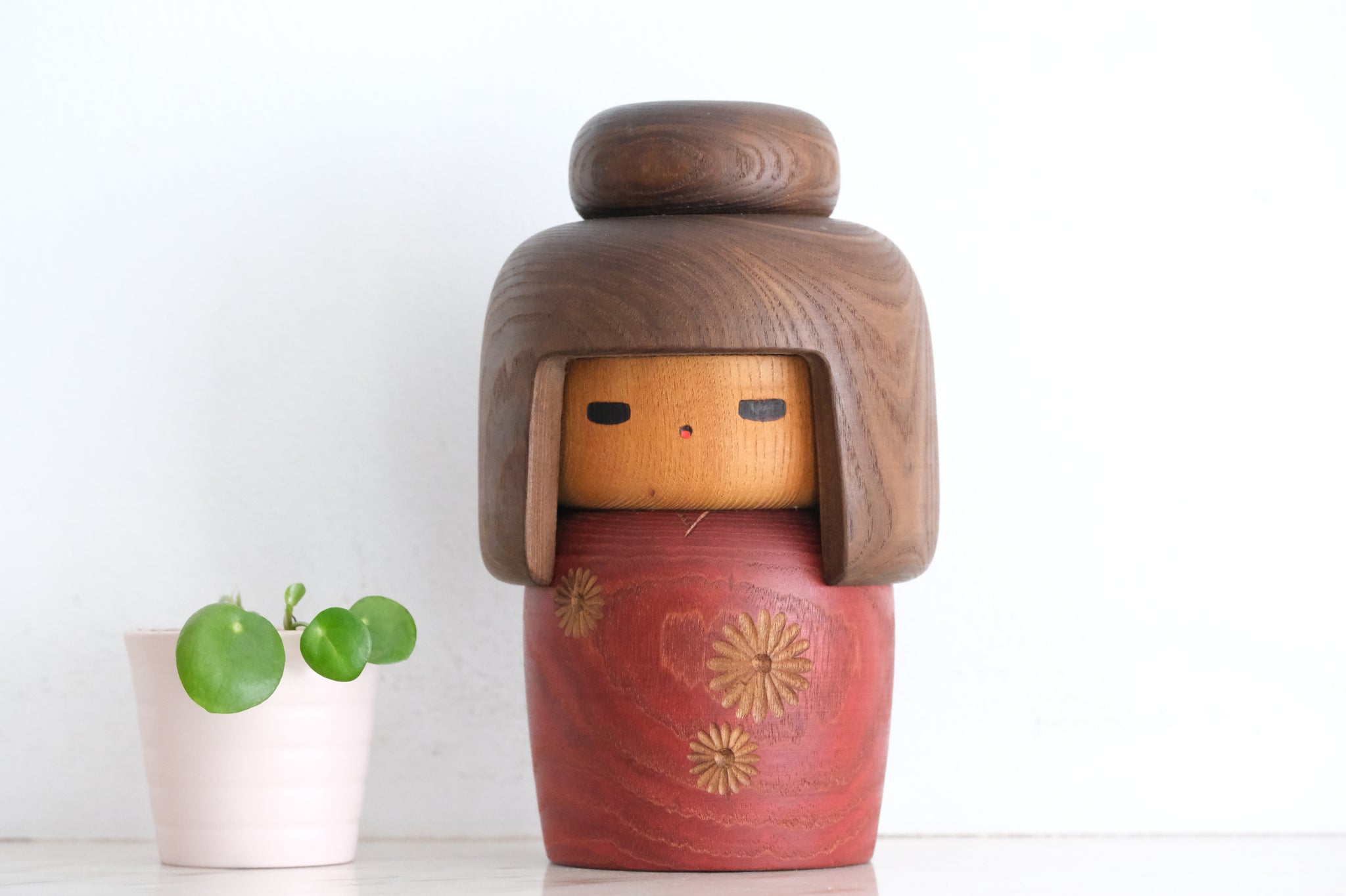 MIZUNO - kokeshi Japanese Wooden Nesting Dolls, Set of 5, Kokeshi, Painted