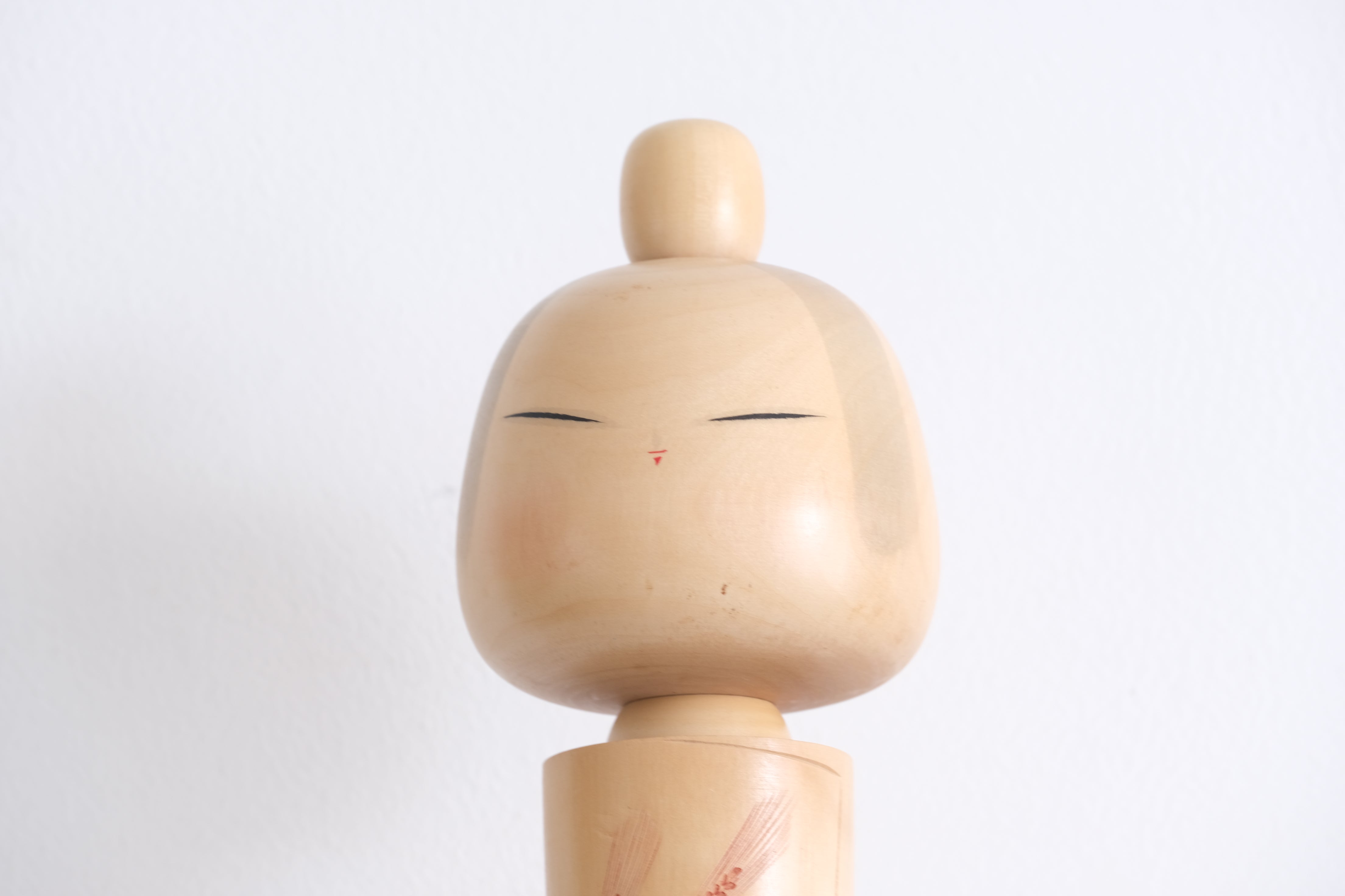 Vintage Creative Kokeshi By Award-Winning Kishi Sadao (1932-1998) | Titled: 'Seishin No Komugi - Spirit of the Wheat' | With Original Box | 48,5 cm