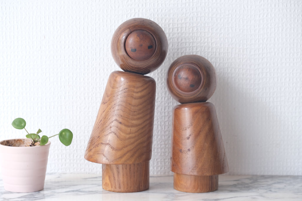 Exclusive Pair of Vintage Creative Kokeshi by Hideo Ishihara (1925-1999) | 17 cm and 21 cm