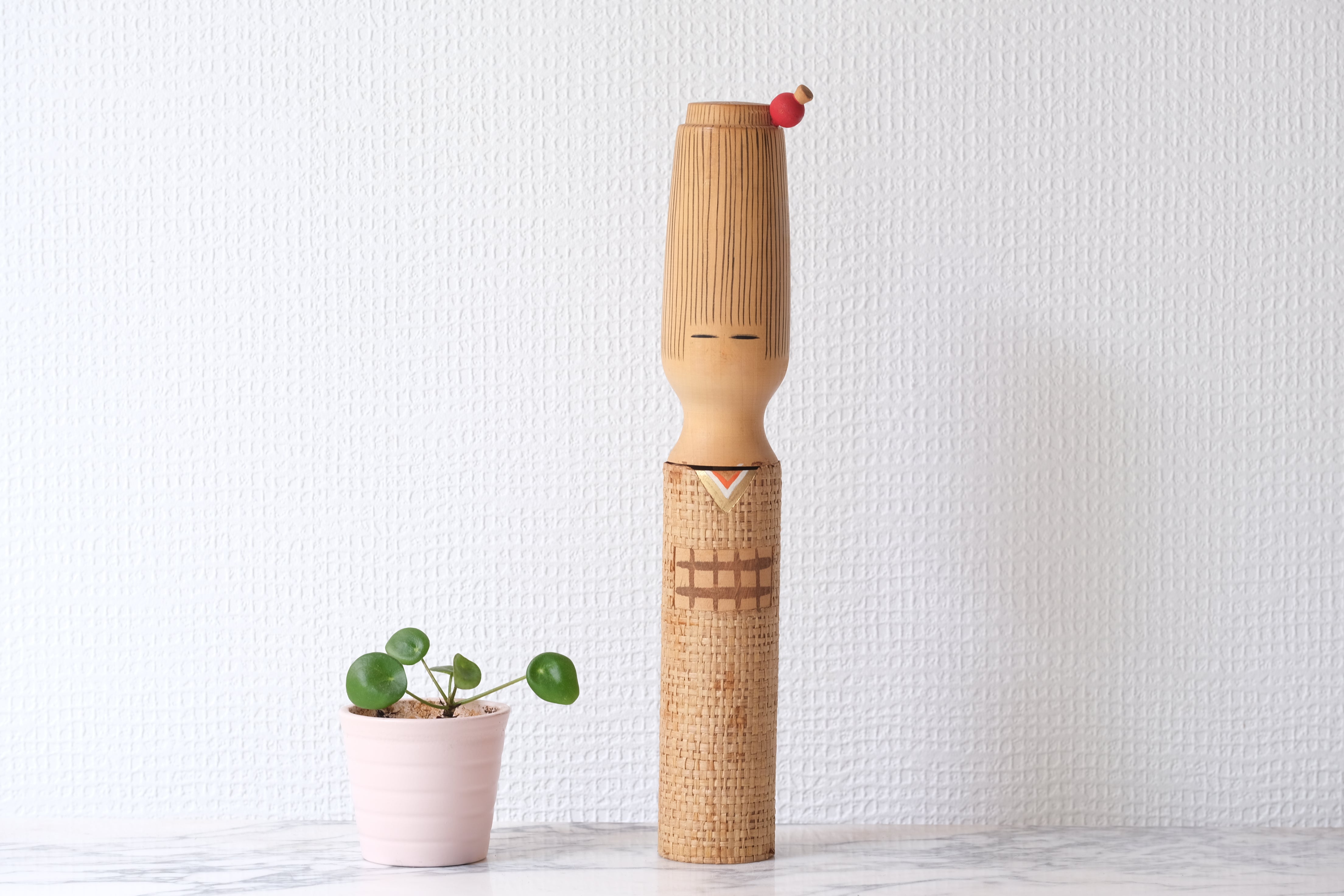Elegant Vintage Sosaku Kokeshi | 31 cm