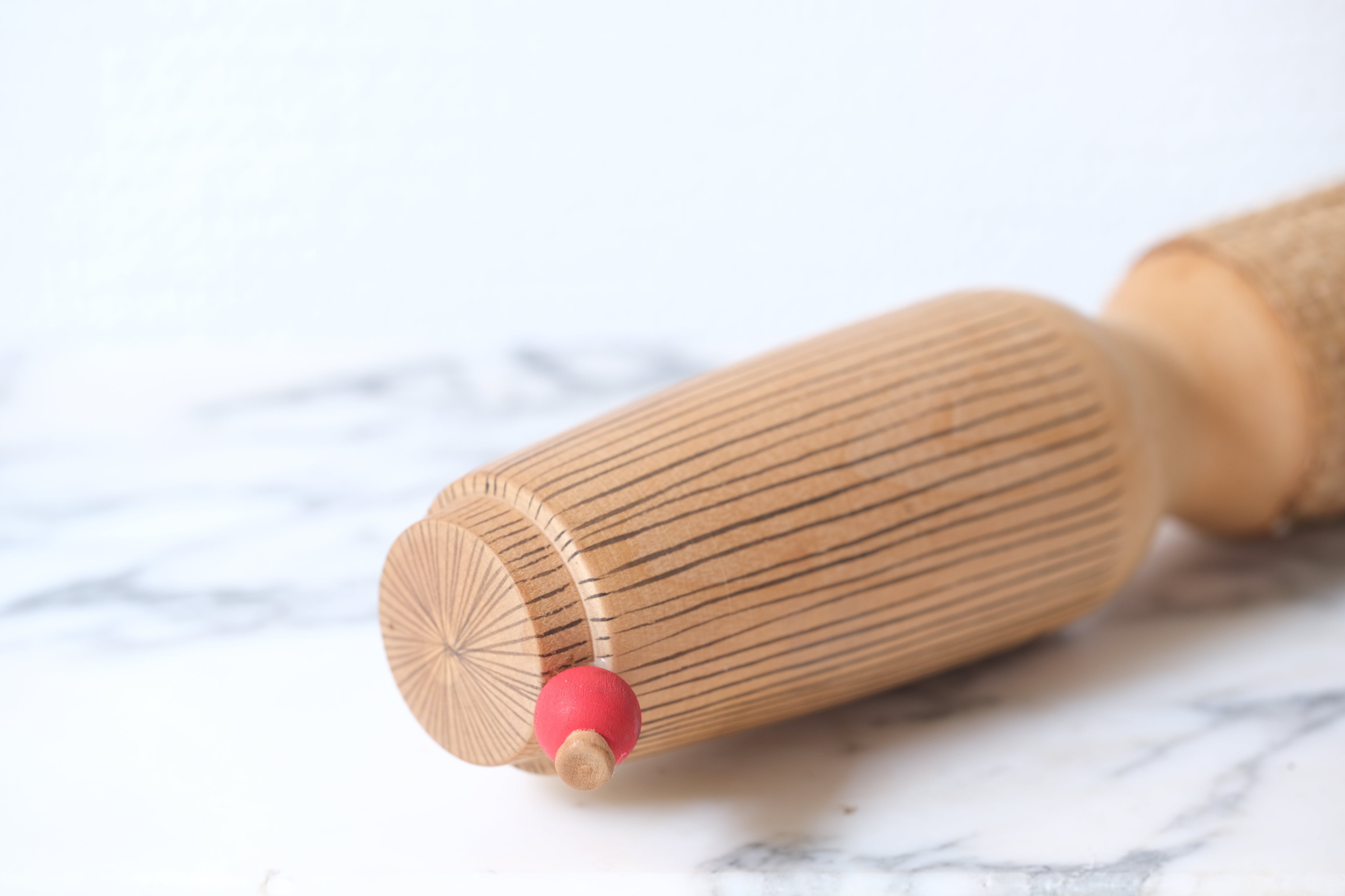 Elegant Vintage Sosaku Kokeshi | 31 cm