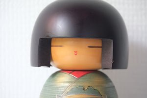 Gumma Kokeshi by Masae Fujikawa 藤川正衛 (1942-2015) | Titled: 'Shunko - Spring Light' | 20,5 cm