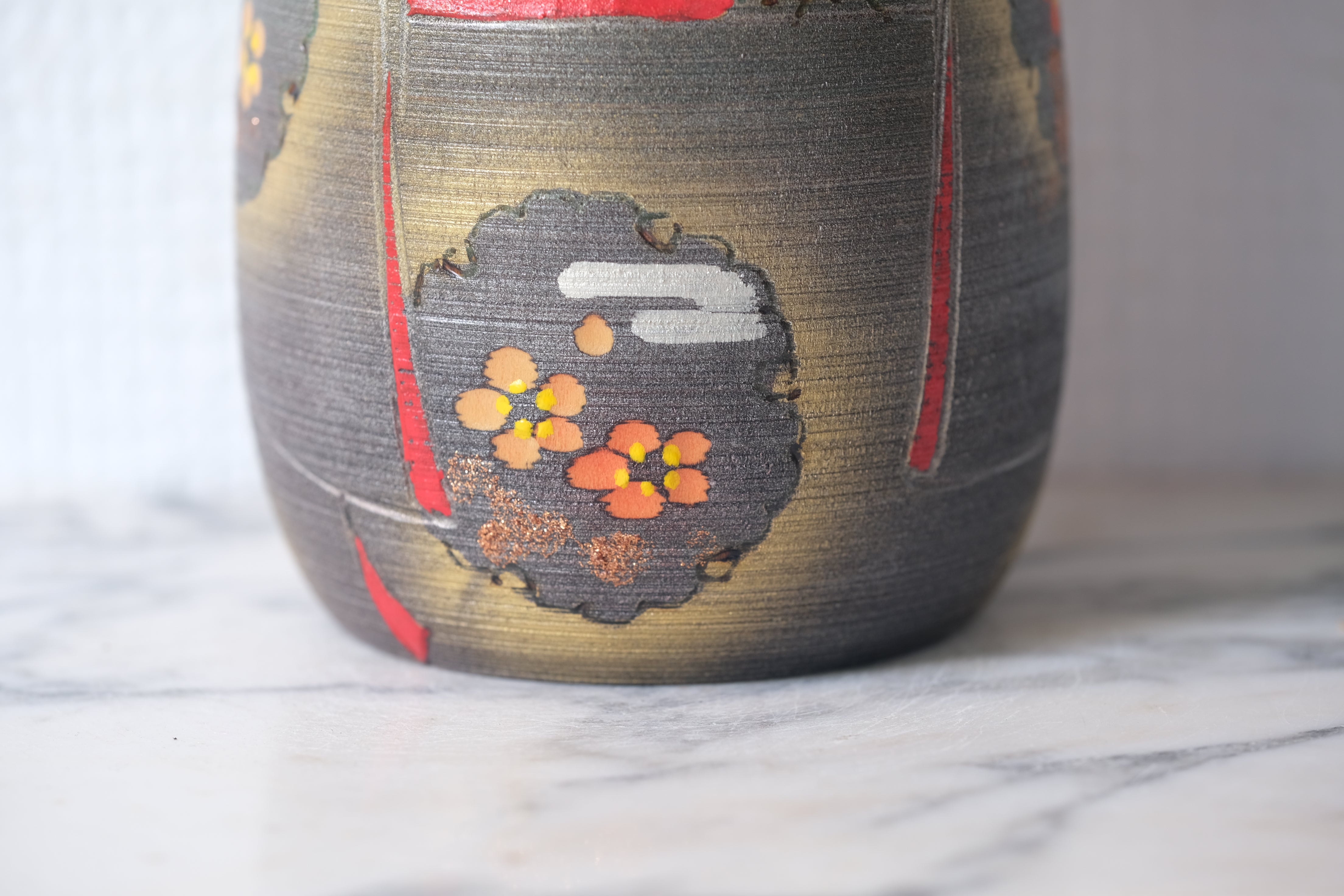 Gumma Kokeshi by Masae Fujikawa 藤川正衛 (1942-2015) | Titled: 'Shunko - Spring Light' | 20,5 cm