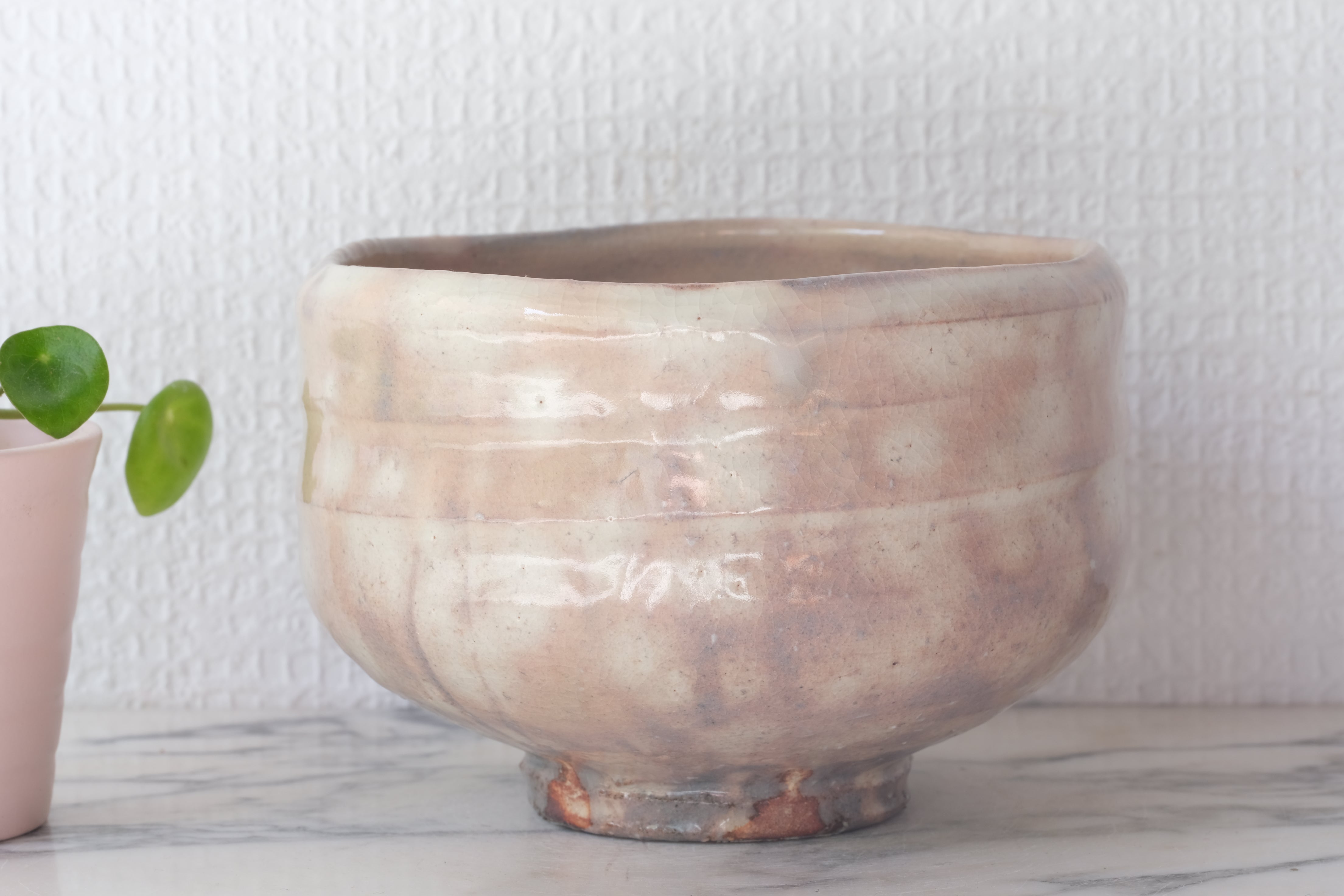 Japanese Ceramic Tea Bowl by Nakahara Kunisuke 中原 國輔 (1948-) | 萩 Hagi 茶盌 chawan | 8,5 cm