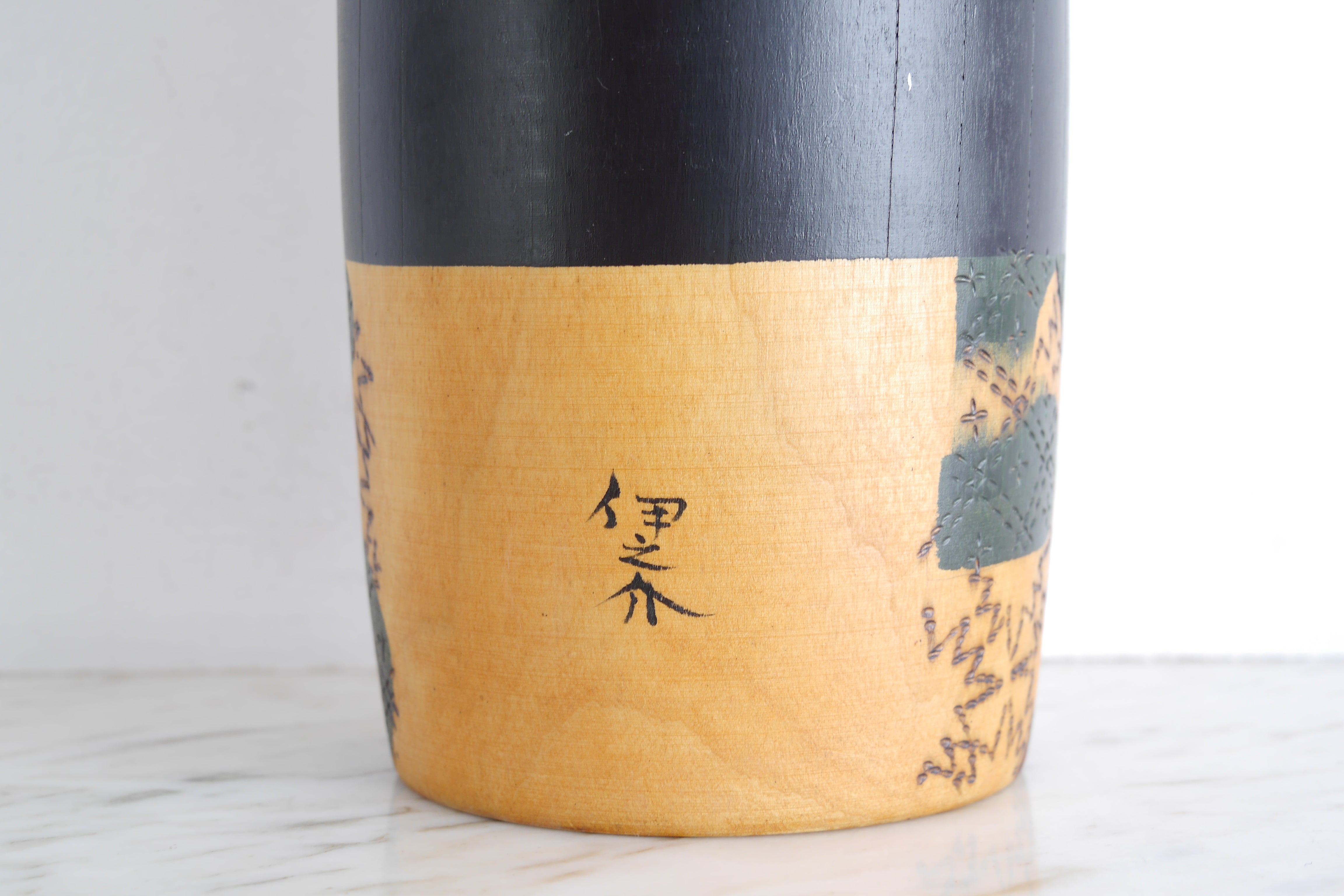 Exclusive Vintage Kokeshi by Inosuke Kobayashi (1931-unknown) | With Original Box | 36 cm