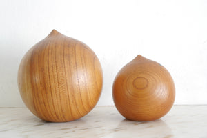 Exclusive Pair of Vintage Kokeshi By Sanpei Yamanaka (1926-2012) | Titled: 'Doji - Unperturbed'