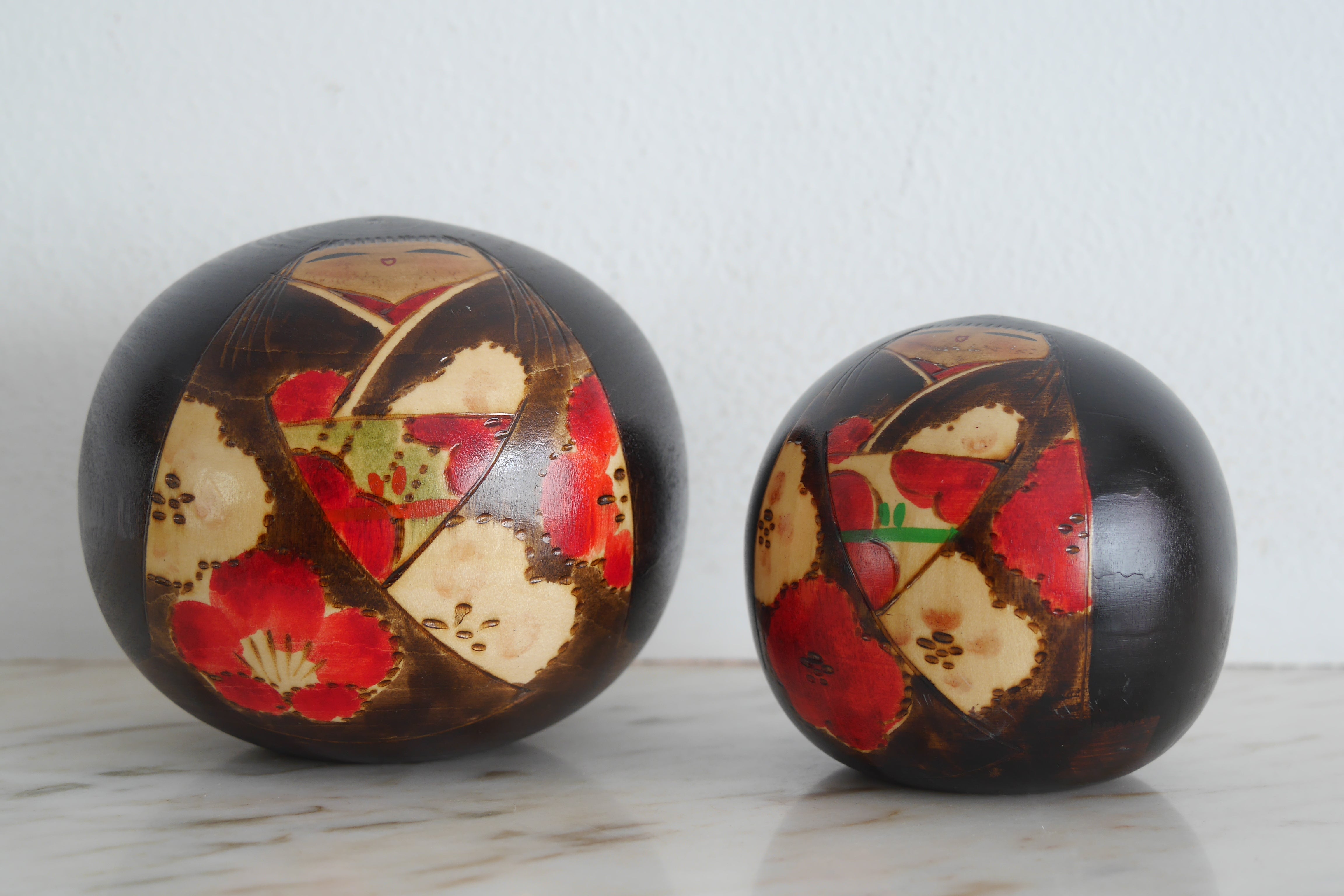 A Pair Of Vintage Sosaku Kokeshi with Flowers | Mother and Child