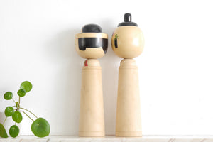 Exclusive Pair of Vintage Sosaku Kokeshi By Sato Suigai (1920-) | Imperial Couple