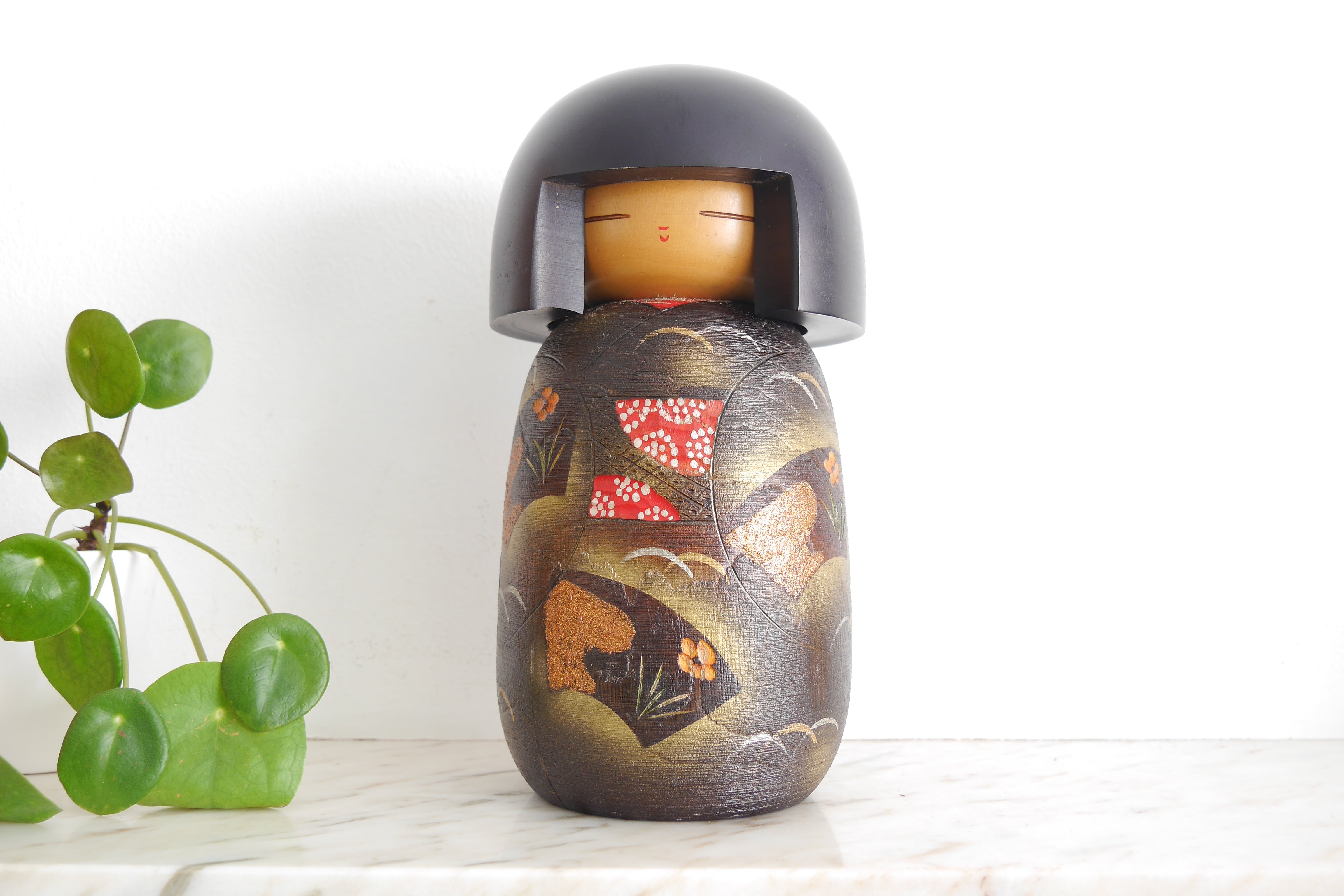 Exclusive Gumma Kokeshi by Masae Fujikawa (1942-2015) | 26 cm