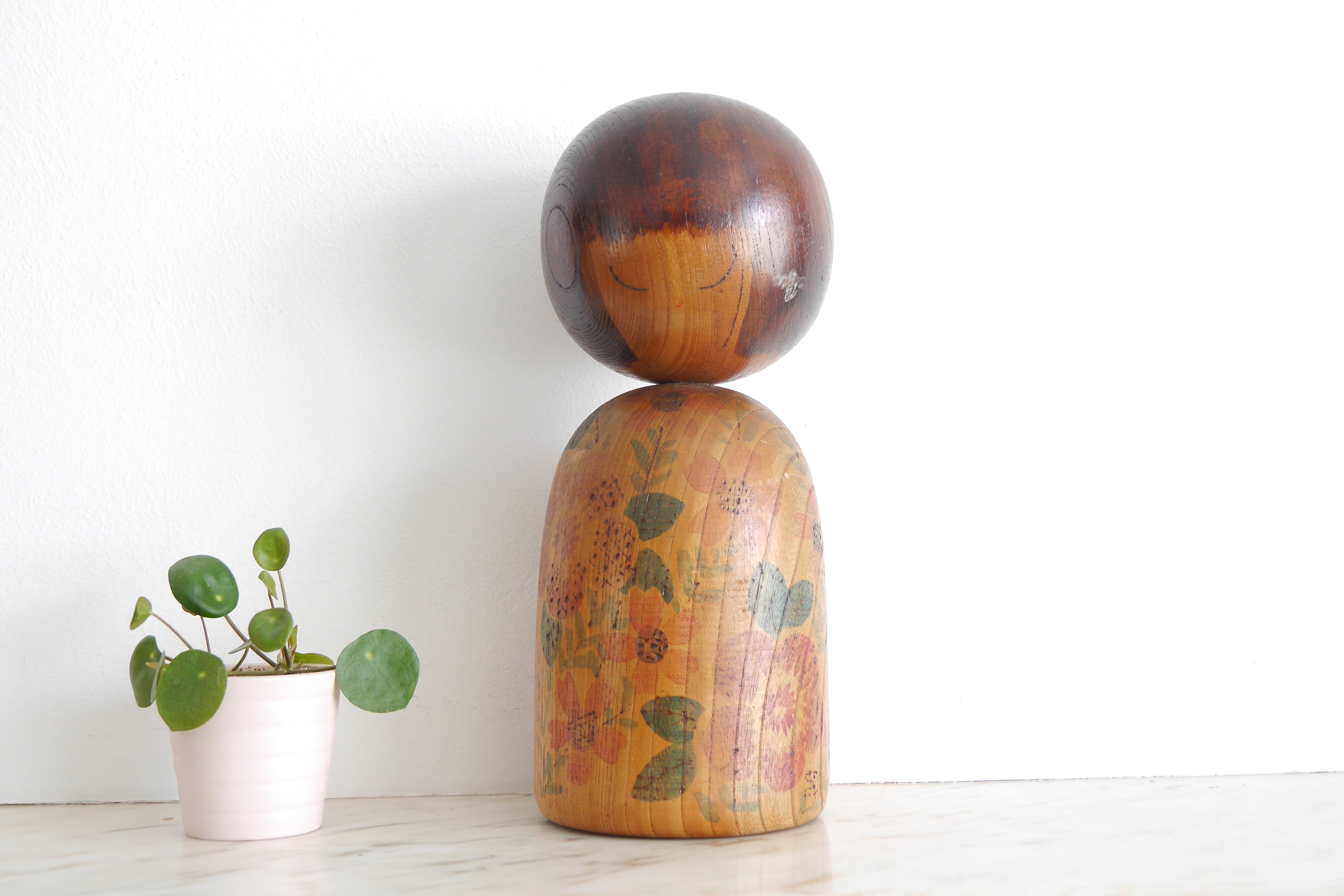 Rare Vintage Creative Kokeshi most likely by Tanaka Harumasa (1916-TBD) | Dated: 1974 | 27,5 cm